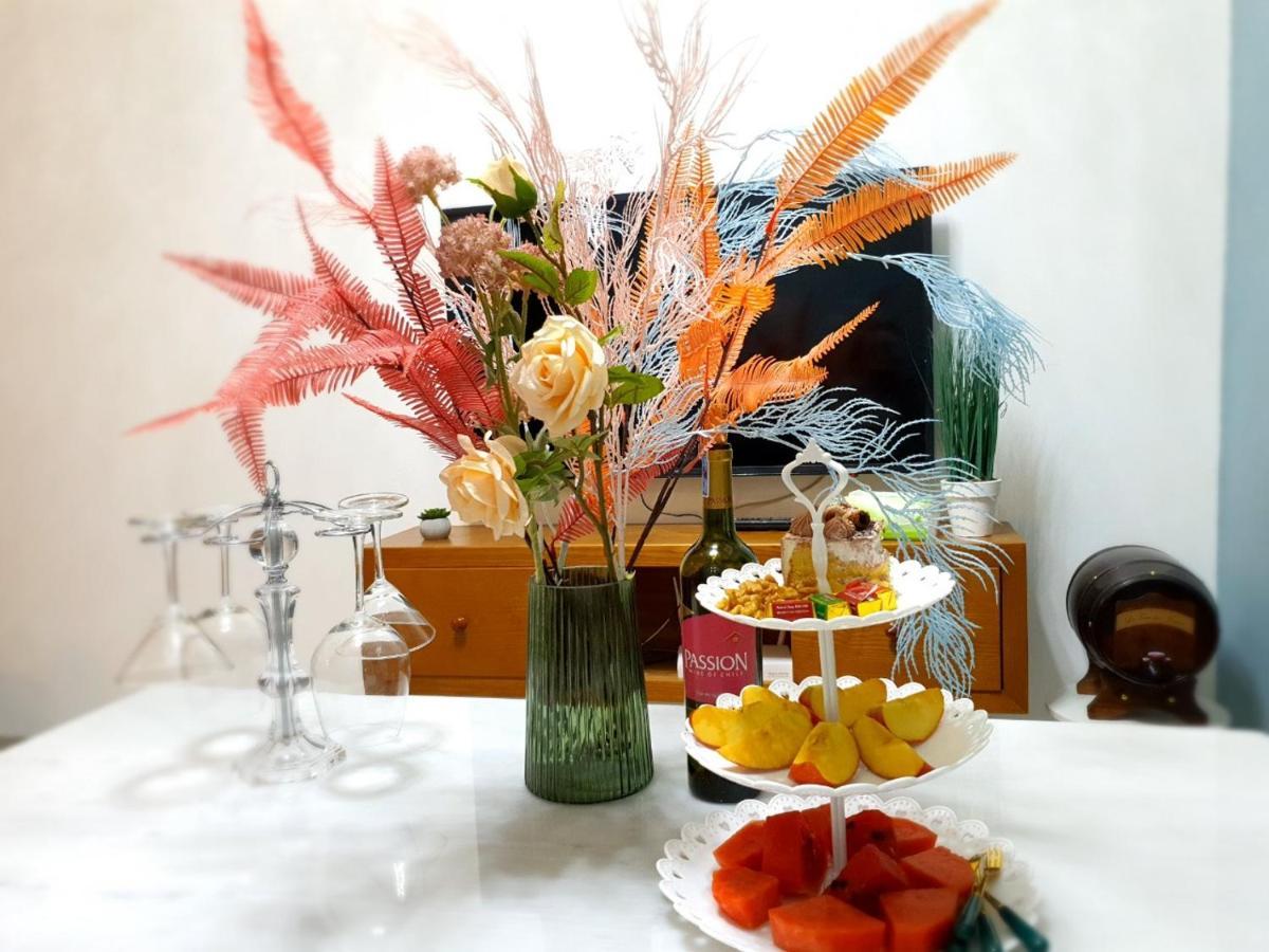 Tulip Homestay Ha Long Buitenkant foto