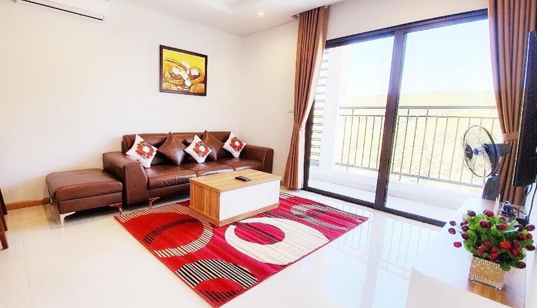 Tulip Homestay Ha Long Buitenkant foto