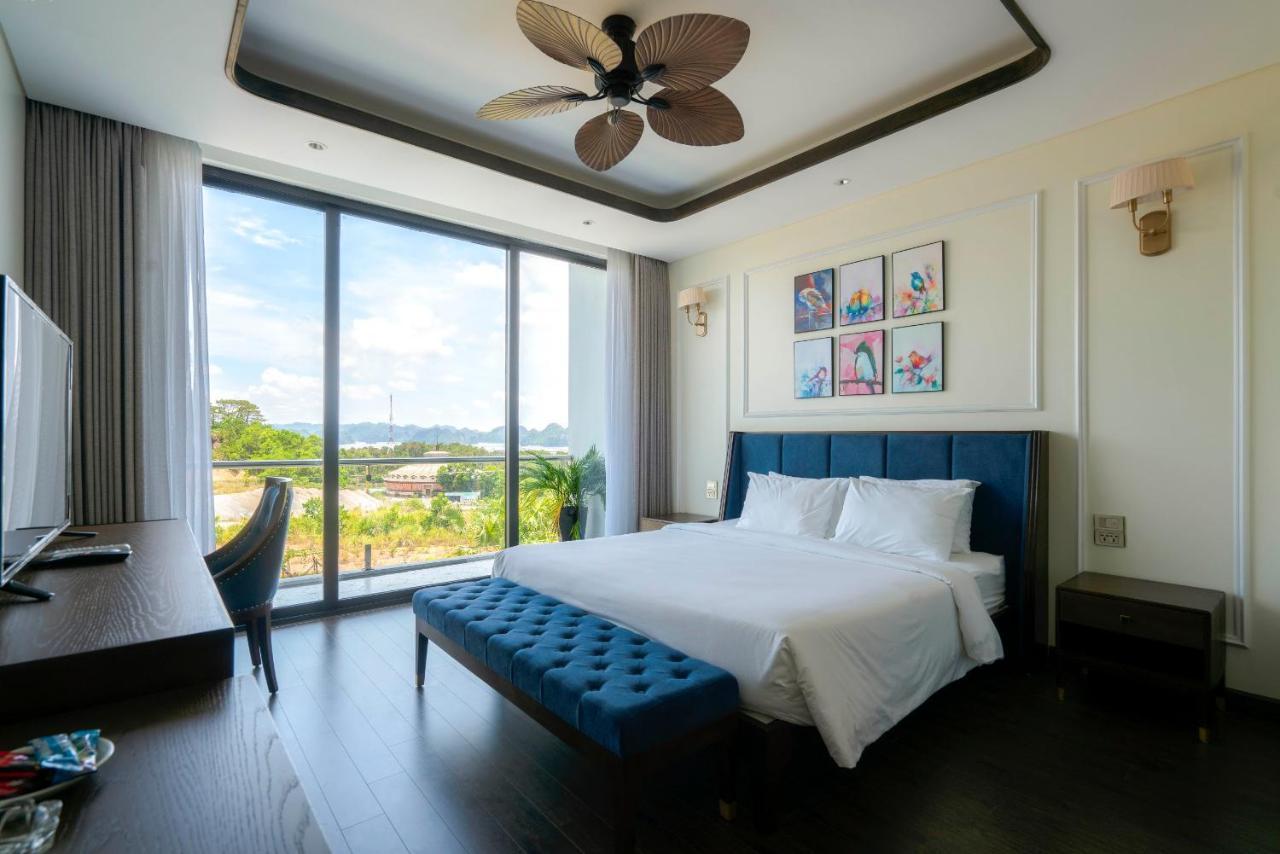 Tulip Homestay Ha Long Buitenkant foto