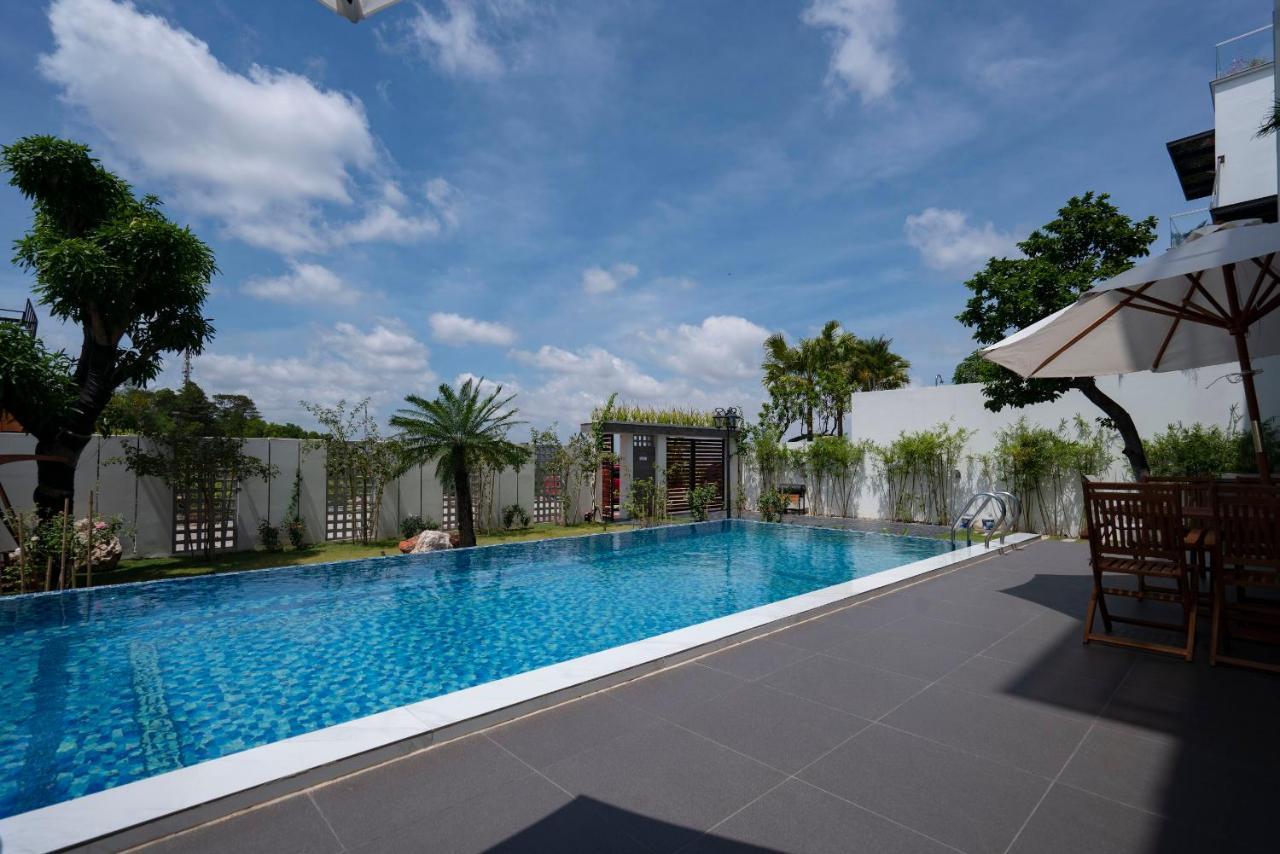 Tulip Homestay Ha Long Buitenkant foto